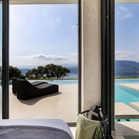 Etheria Elli Villa *