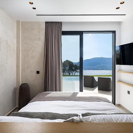 Etheria Elli Villa